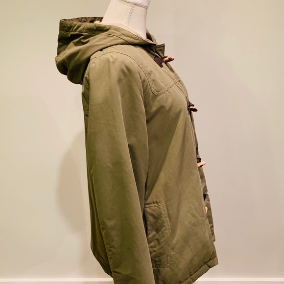 LACOSTE JACKET✨CLASSIC AND RARE! - Picture 4 of 4